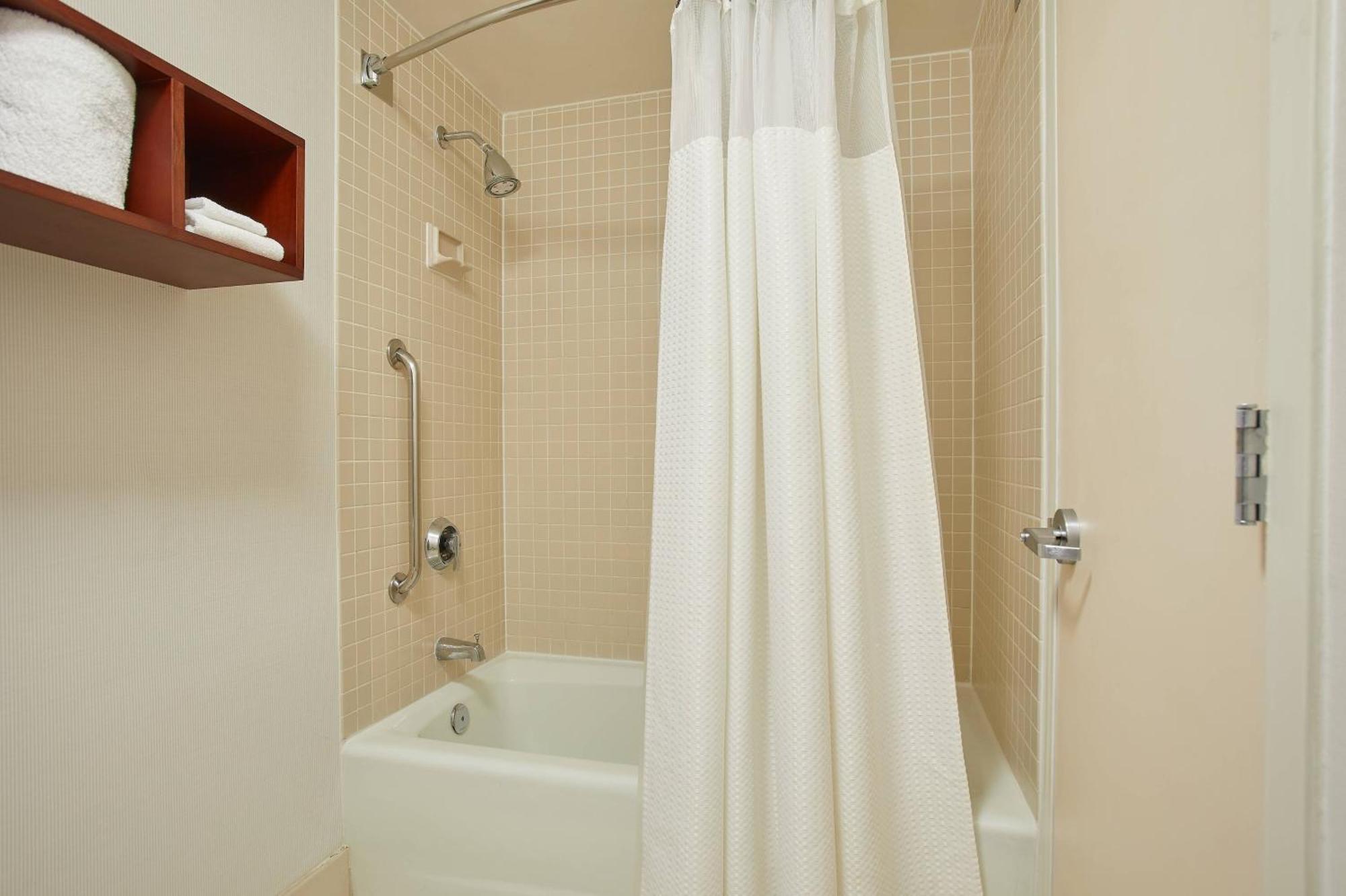 Courtyard By Marriott Atlanta Windy Hill/Ballpark Смирна Екстер'єр фото